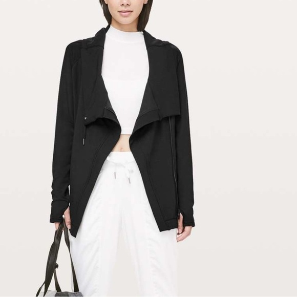 Lululemon Coast East Wrap black - Picture 2 of 7